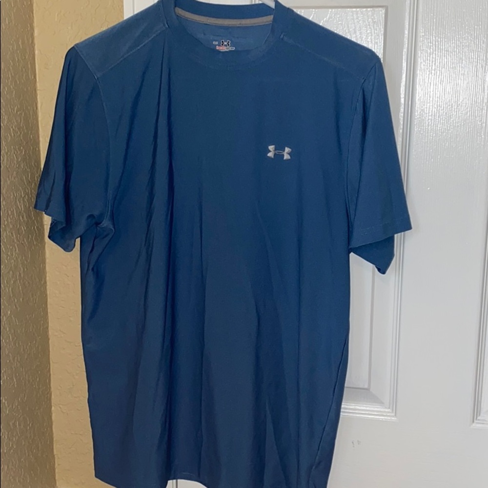 athletic shirt